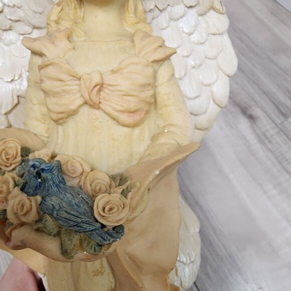 United Design Angel Collection "ANGEL, ROSES & BLUE BIRDS" AA-054 - Picture 6 of 6